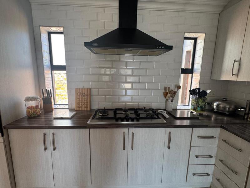 3 Bedroom Property for Sale in Hartenbos Western Cape